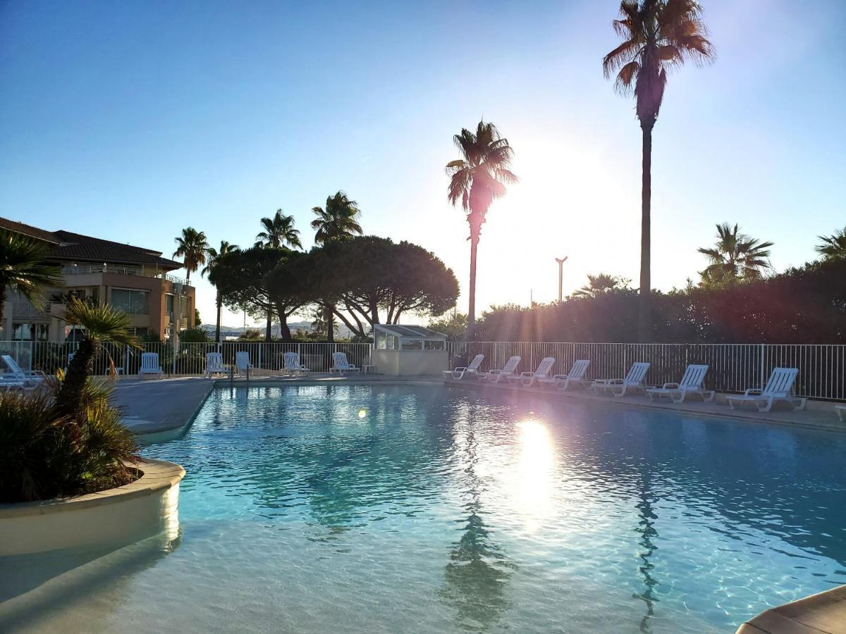 Cap Hermes Vue Mer Magnifique Logement 6 Couchages Fréjus Esterno foto